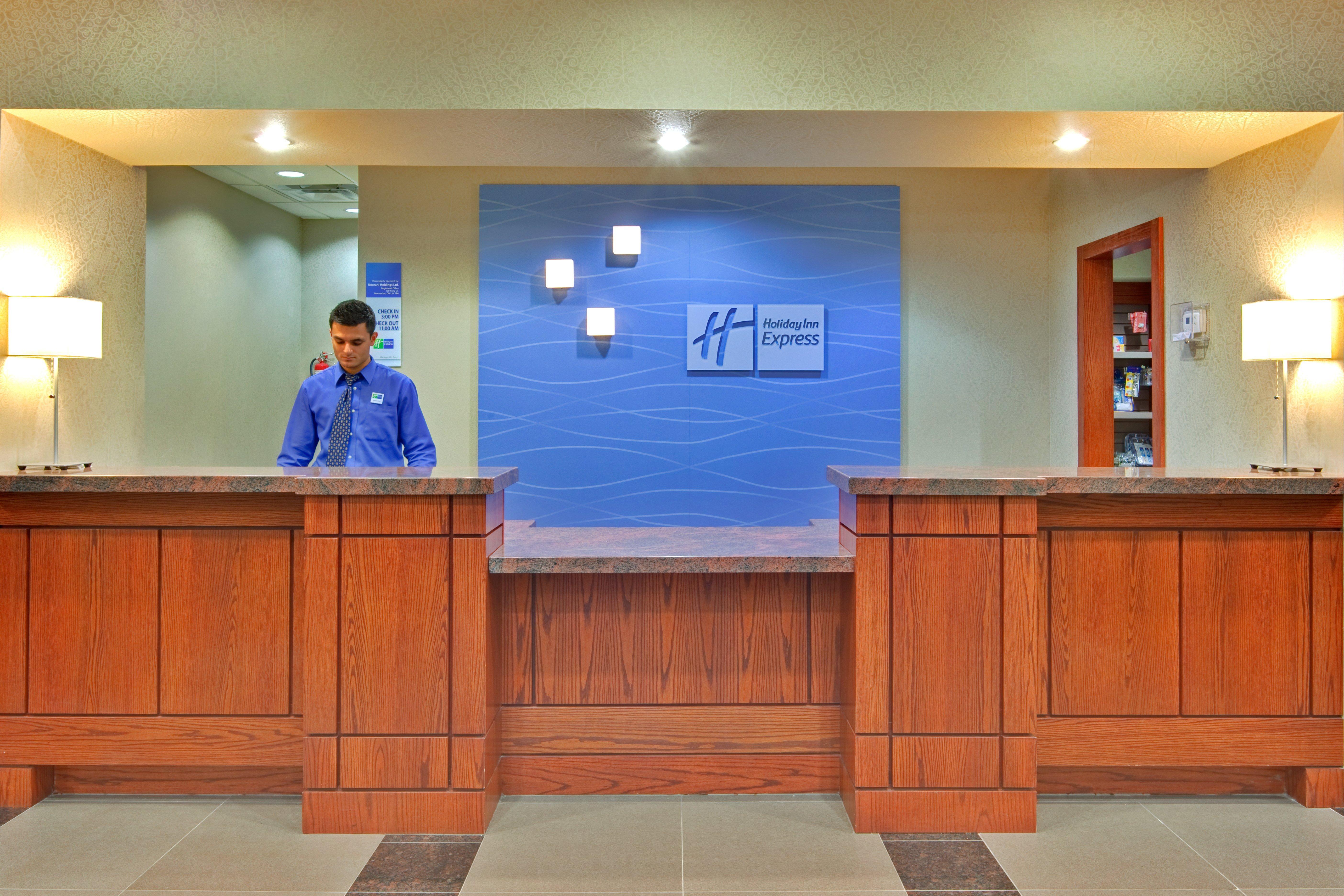 Newmarket Hotel And Suites Экстерьер фото